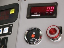 Liebherr T282B - Payload, suspension and fault code display