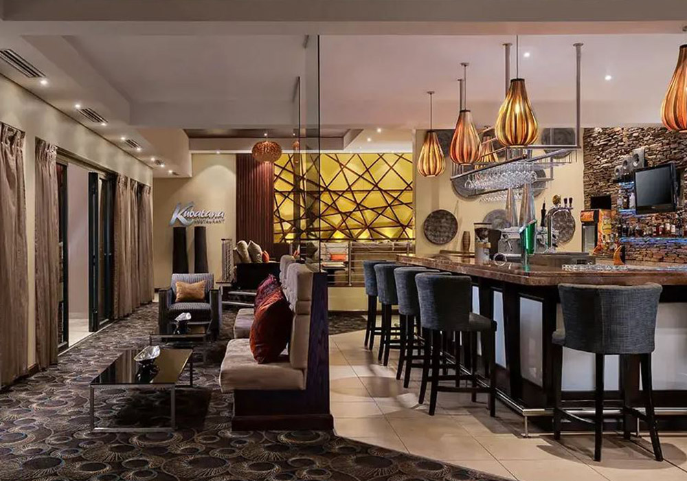 Premier Hotel O.R. Tambo Restaurant