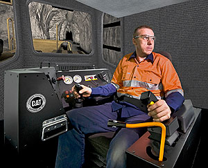 UG360 Simulator with Caterpillar R1700G