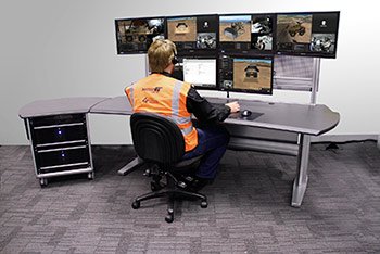 Trainer Productivity Station: centralized workstation that can connect up to five Advanced Equipment Simulators allowing a single trainer to manage up to five simulation training sessions simultaneously