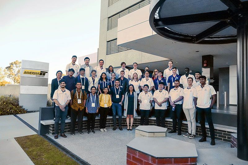 Участники конференции AusIMM «Новые лидеры» в компании Immersive Technologies в г. Перт