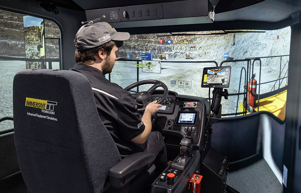 Simulator for Cat 798, 794 AC Truck (Next Generation Cabin)