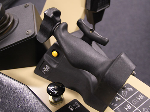 Cat D11R - Rear shank control joystick