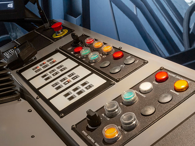 Liebherr R9200 - OEM control panel