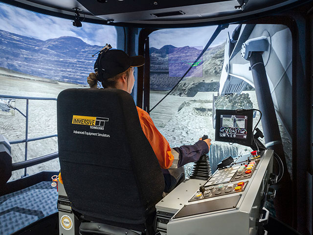 Liebherr R9200 Excavator Training Simulator Module