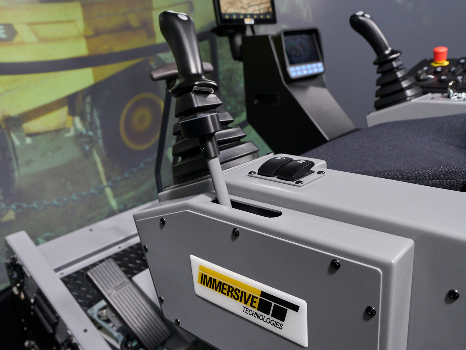 XE2000 cabin layout and control configuration