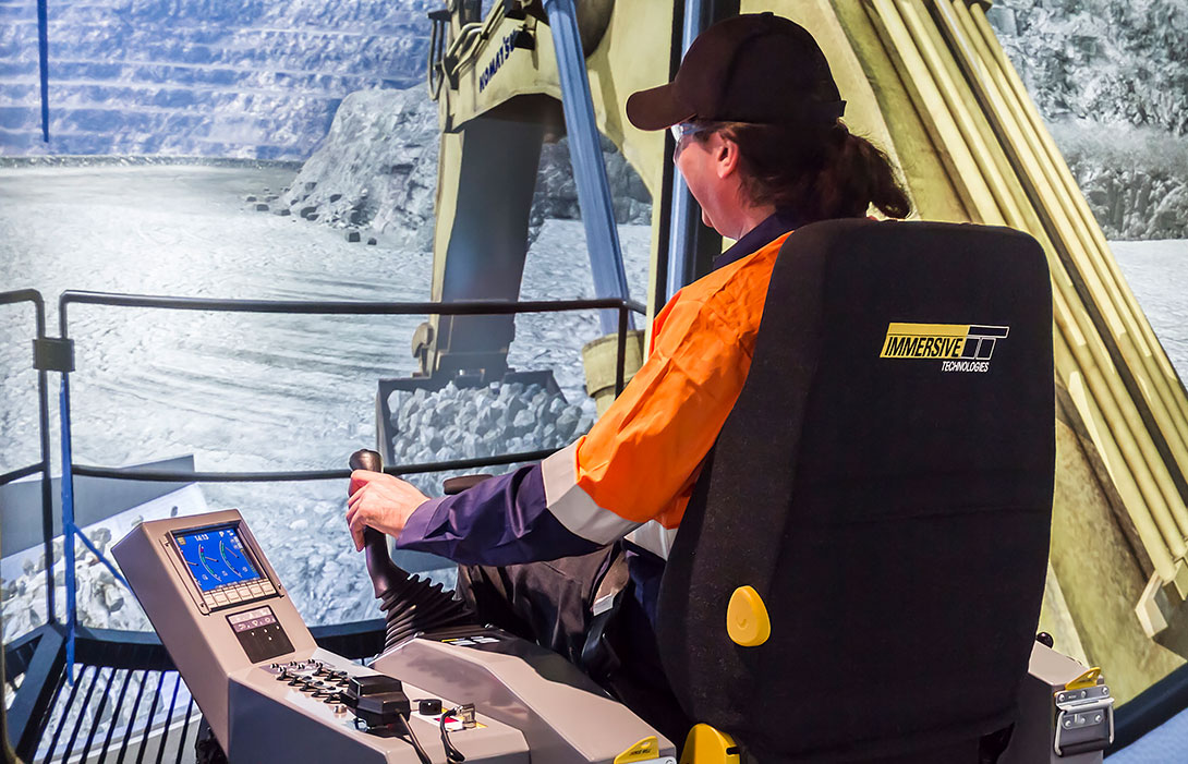 Komatsu PC2000-8 Hydraulic Excavator Training Simulator