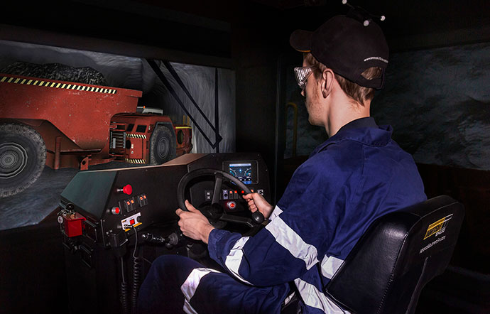 Simulator for Sandvik Underground Truck TH540,TH550