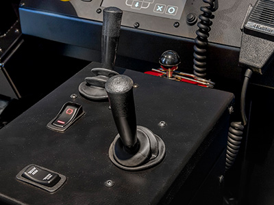 Hitachi EH5000 AC3 - Right Console
