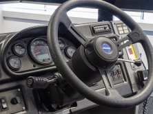 Komatsu 830E-1AC - Gauges and steering wheel