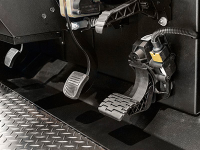 Volvo FH16 - Pedals