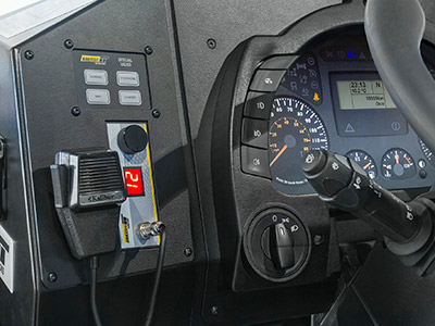 Iveco Trakker AD380T42WH - Controls