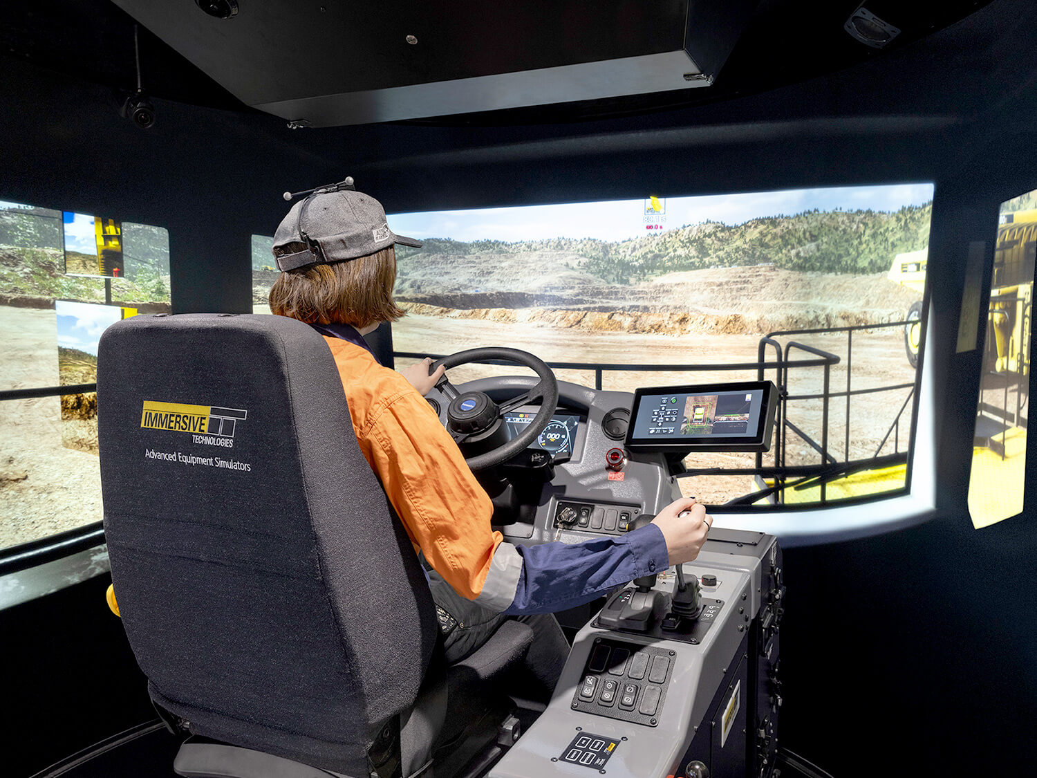 Komatsu 830E-5, 930E-5, 980E-5SE Haul Trucks - Training Simulator Module