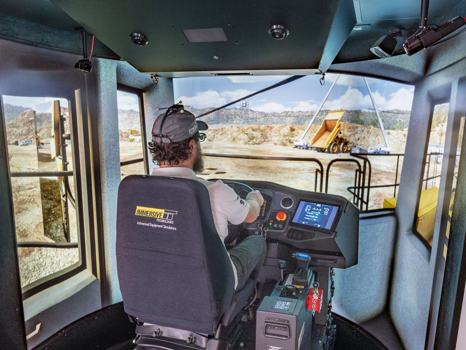 Training Simulator Module for XCMG XDE260 Haul Truck operator