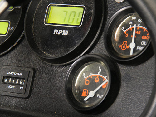 Komatsu 830E-AC - Speedometer, tachometer