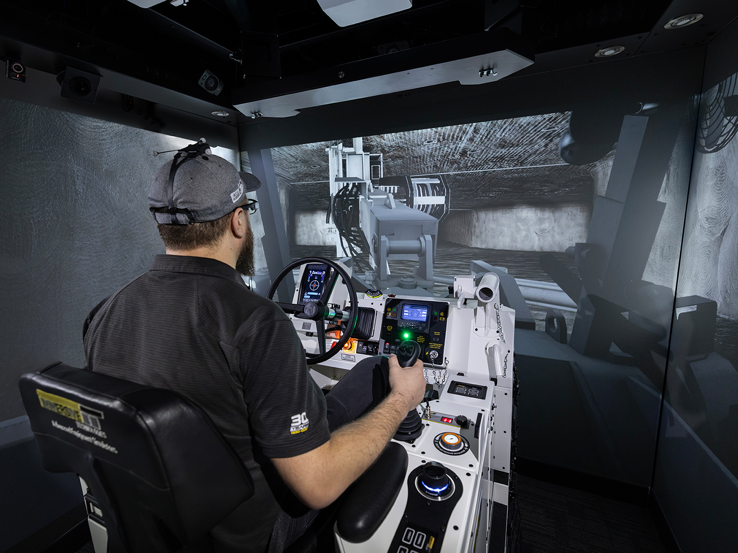 DynaBolter V2.0 Underground Bolter Training Simulator Operator