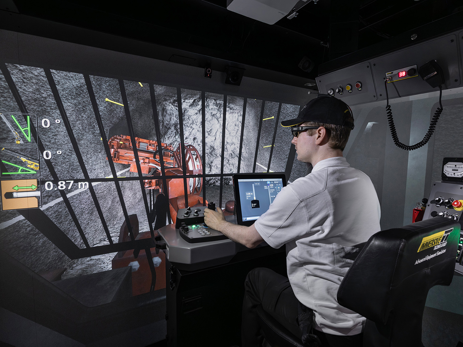 Sandvik DS422i Cable Bolter Training Simulator Module