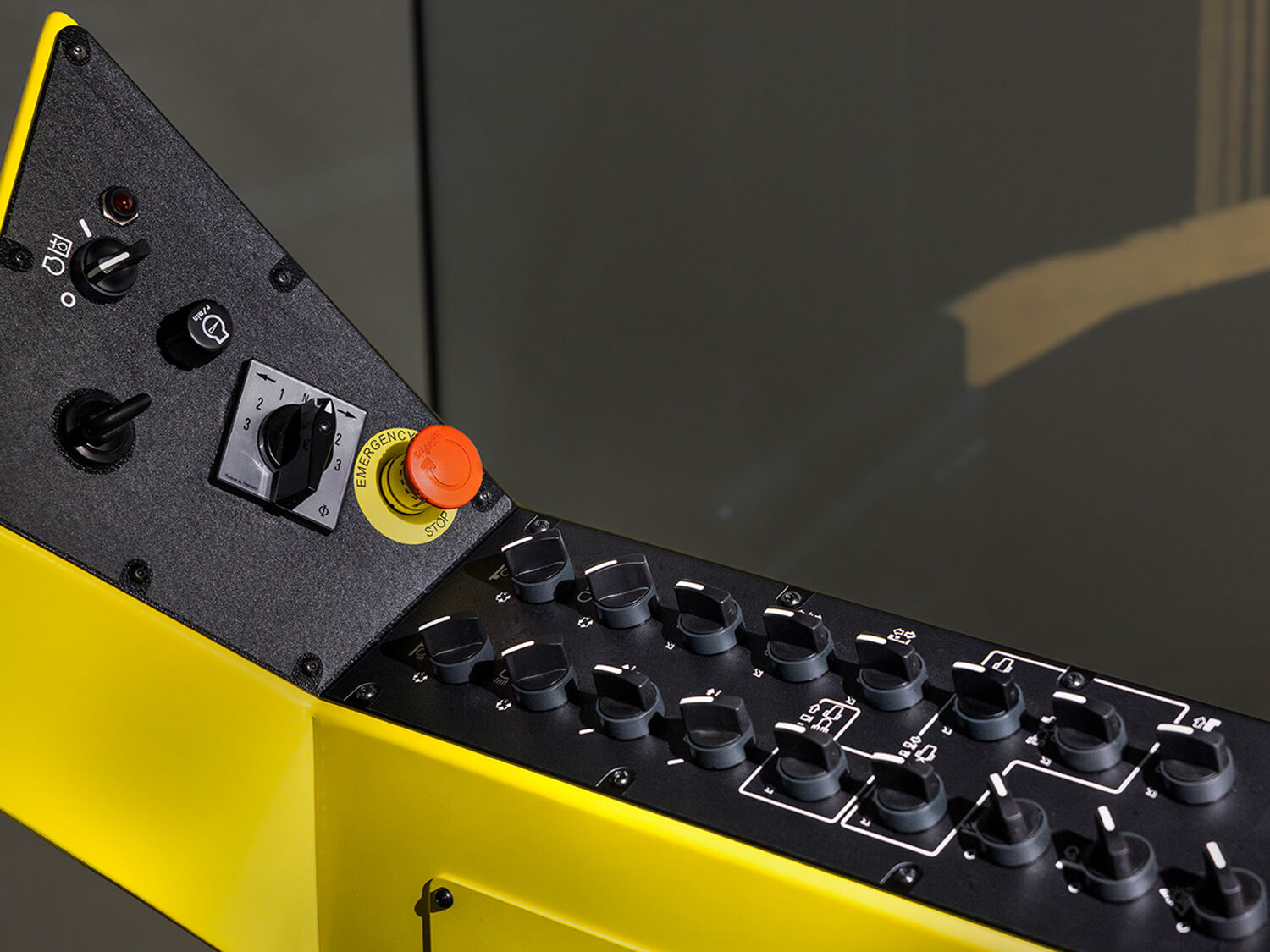 Epiroc Simba E7 C, M4 C (RCS 5) Longhole Drill - Reel Jack Console