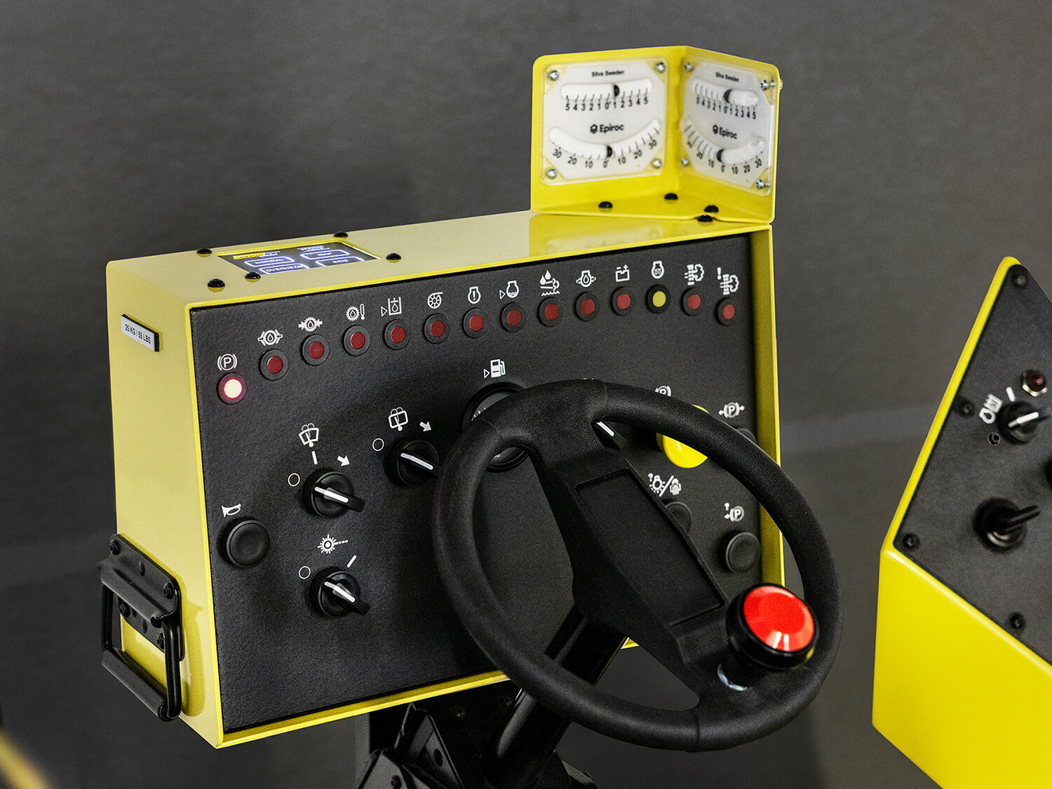 Epiroc Simba E7 C, M4 C (RCS 5) Longhole Drill - Tramming controls