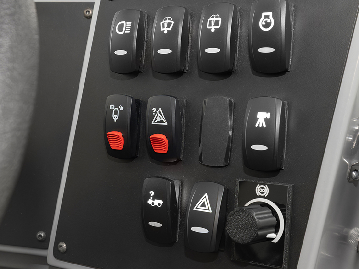 Epiroc (Atlas Copco) MT65 - throttle-retarder system