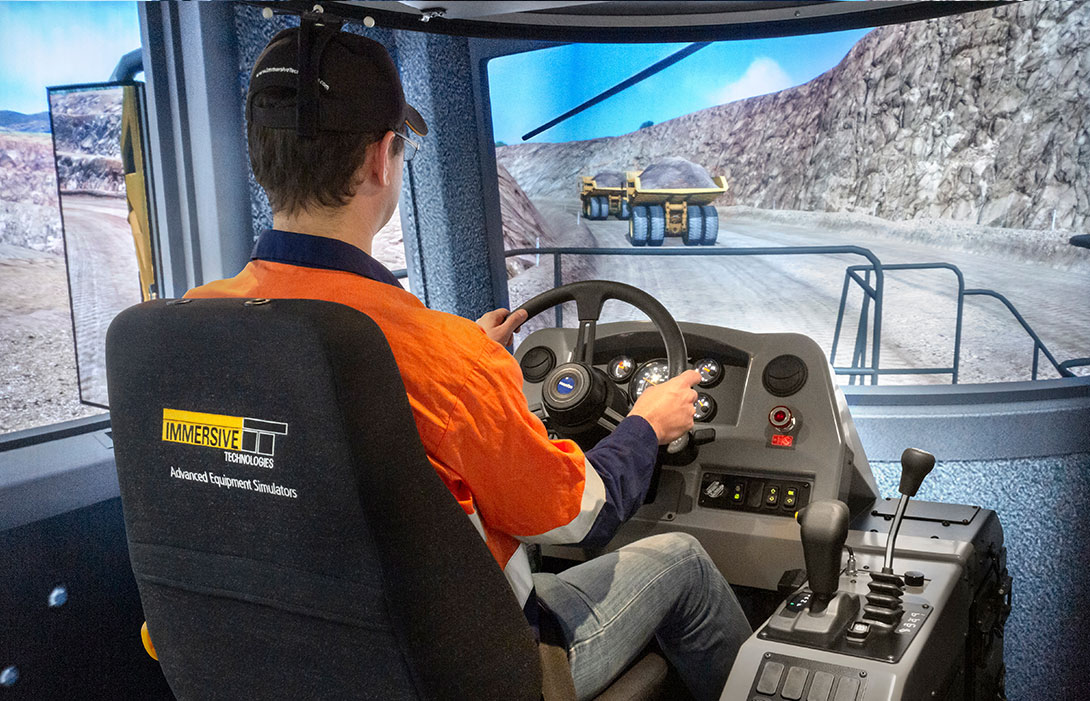 Simulator for Komatsu 930E-5 Haul Truck