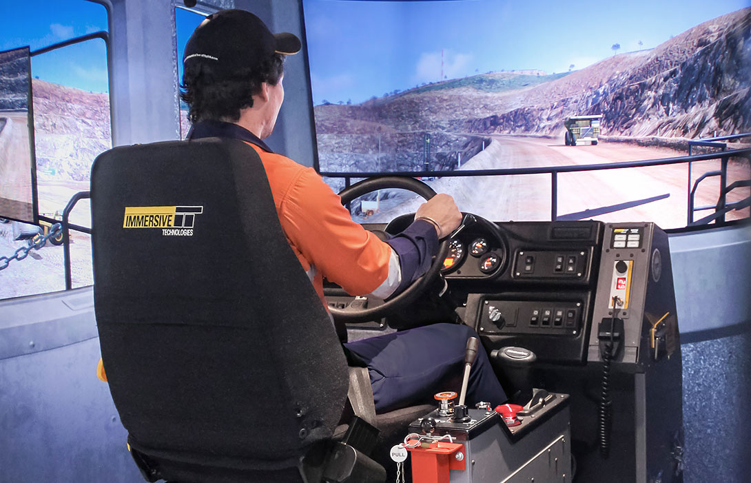 Simulator for Komatsu Haul Truck 960E-1