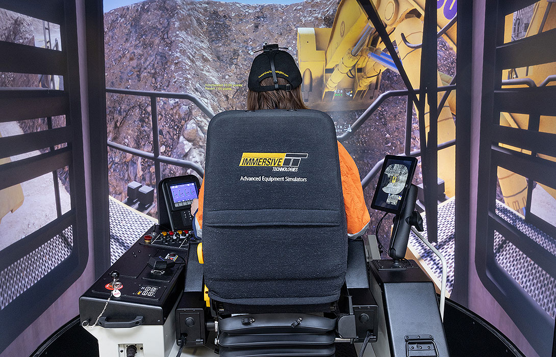 Simulator for Komatsu PC7000-11 Shovel/Excavator (Diesel), PC7000E-11, PC8000-6 Shovel (Electric)