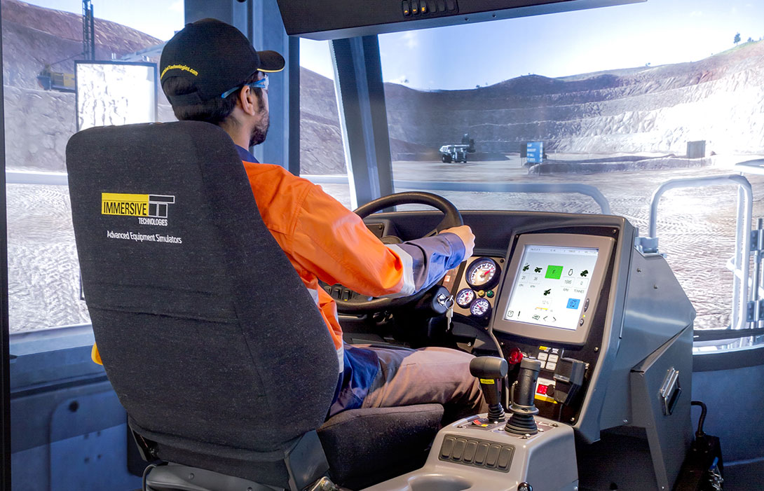 Simulator for Liebherr Haul Truck T282C, T284