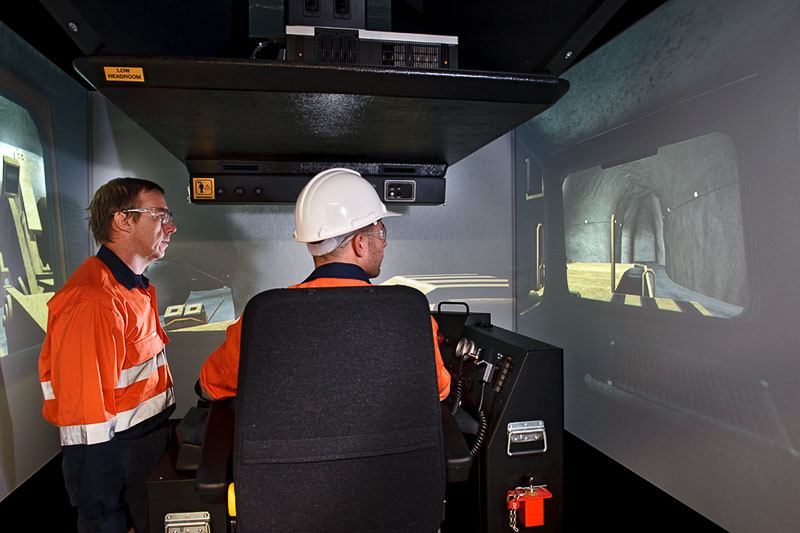 UG360 Advanced Equipment Simulator